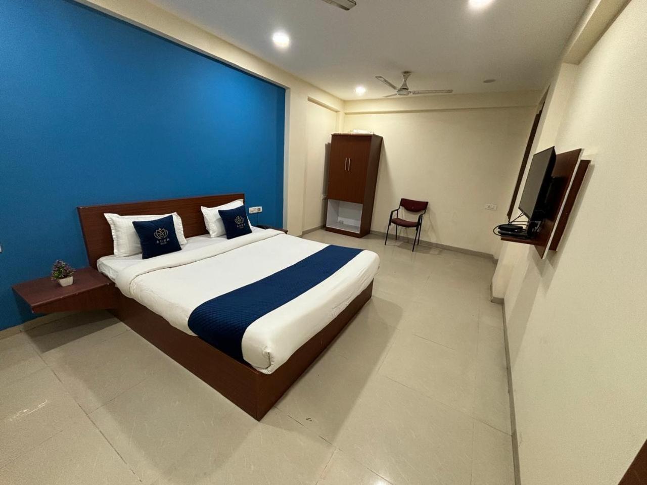 Hotel Aura Inn Indore Exterior photo